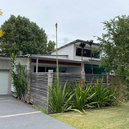 Worrowing Jervis Bay Hotel Huskisson Exterior photo